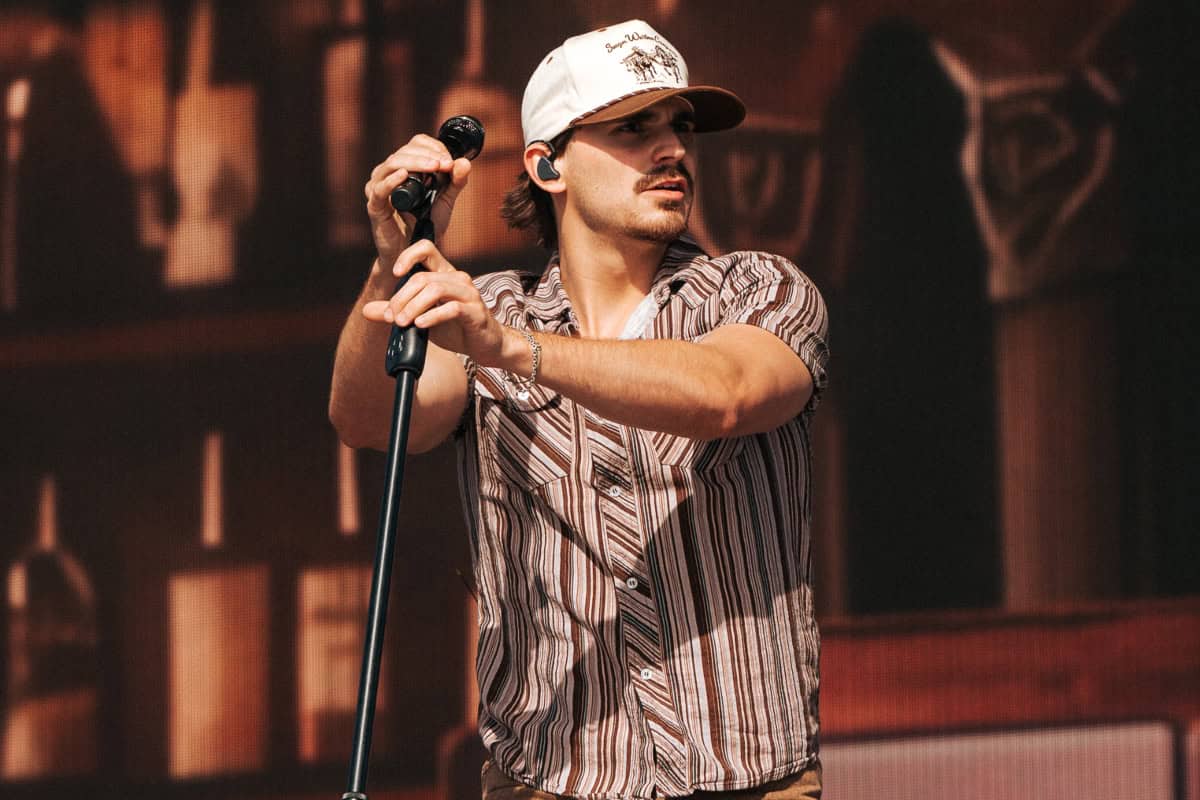 Tucker Wetmore on stage